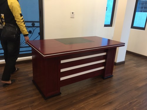 Bàn giám đốc PU TR 1m6x0.8 Bàn giám đốc PU TR 1m6x0.8
